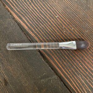 Clinique Makeup Brush; Foundation, Concealer, Blush. Clear Handle, 6 inches
